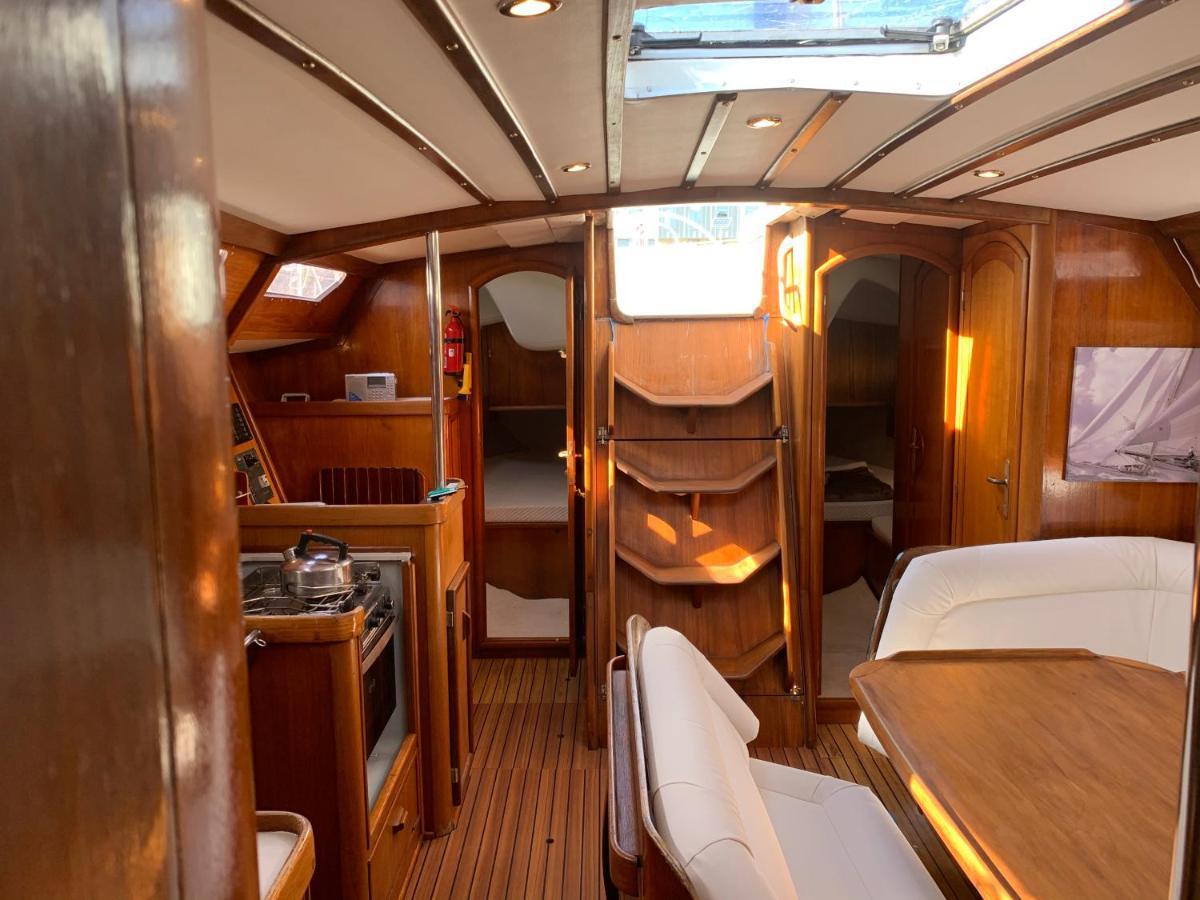 Nuit Sur Un Bateau *